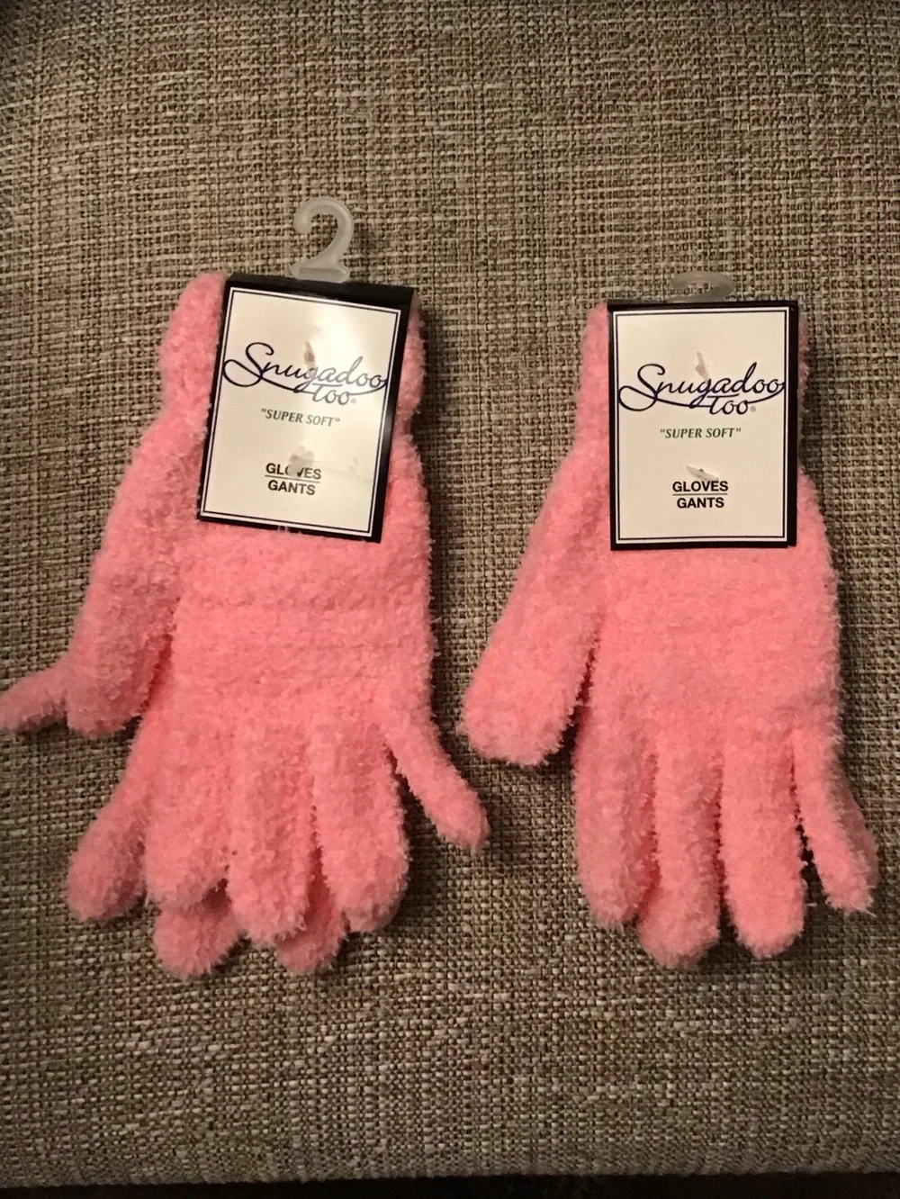 NWT Womens gloves O/S